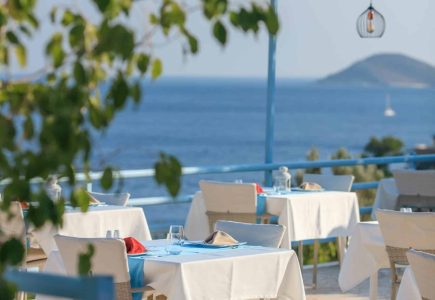 Asfiya Sea View Hotel gorgeous restaurant and surrounds