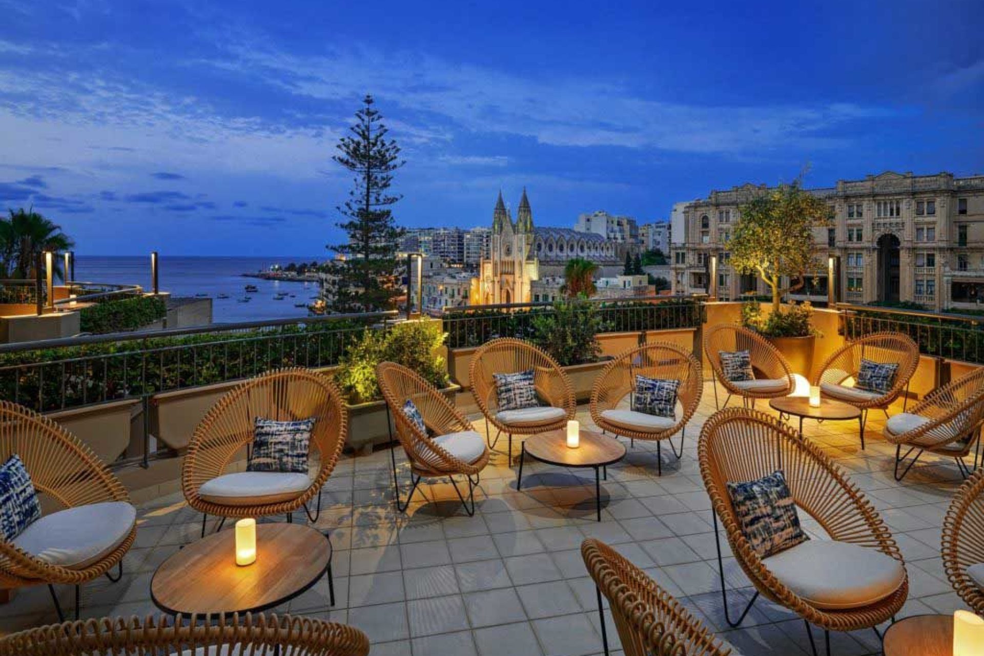 Marriott-Malta-Atrio-terrace-resize