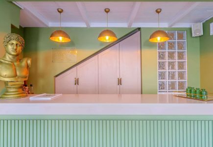 Oasis Hotel Spa Reception