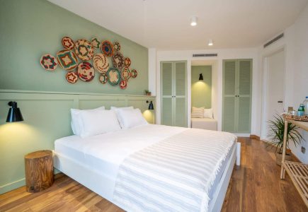 Patio Room 9