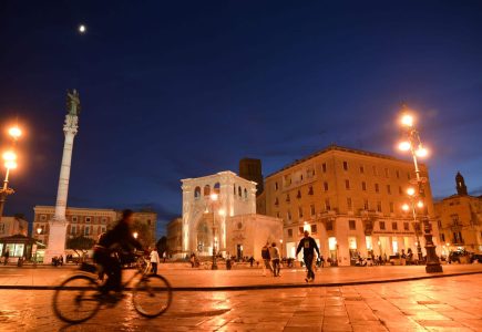 Piazza Sant'Oronzo (ph Carlo Elmiro Bevilacqua)