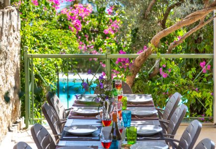 Yesil Ev Villa in Kalkan alfresco dining